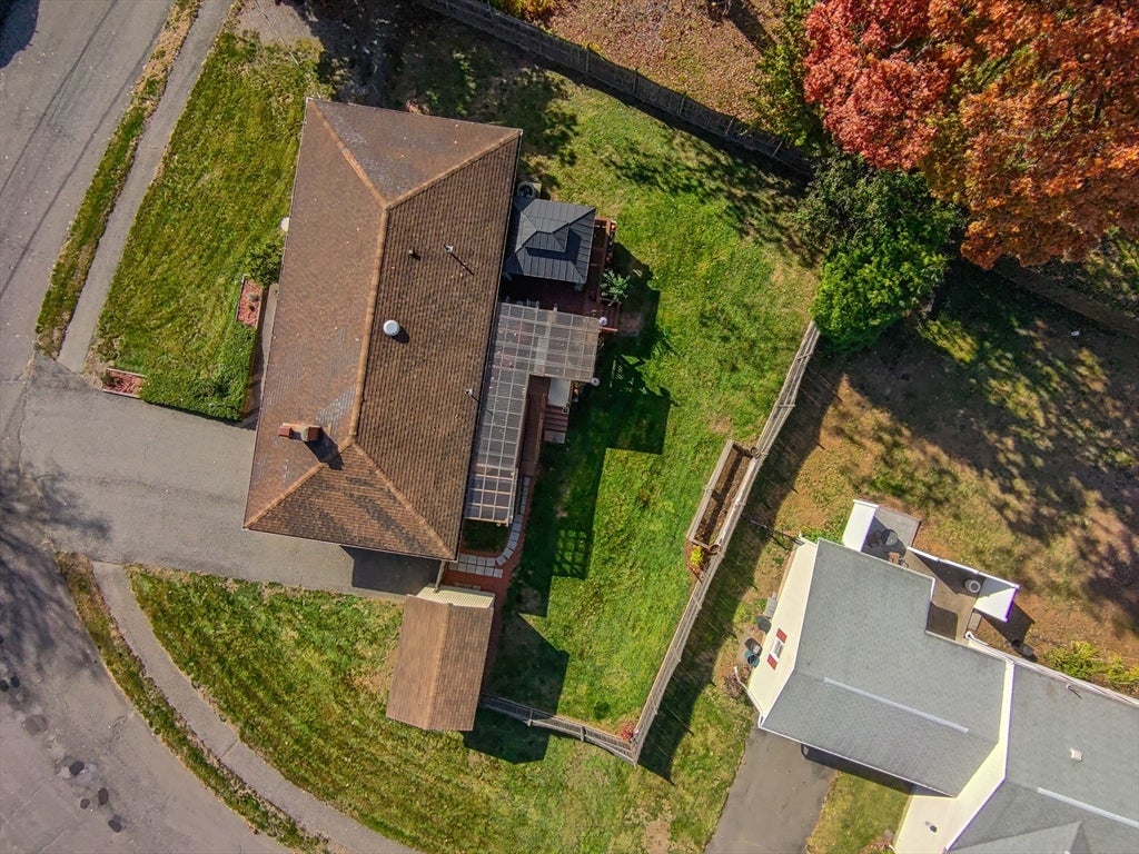 68 Parenteau Dr, Chicopee, MA Photo #30