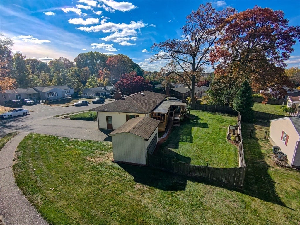 68 Parenteau Dr, Chicopee, MA Photo #31