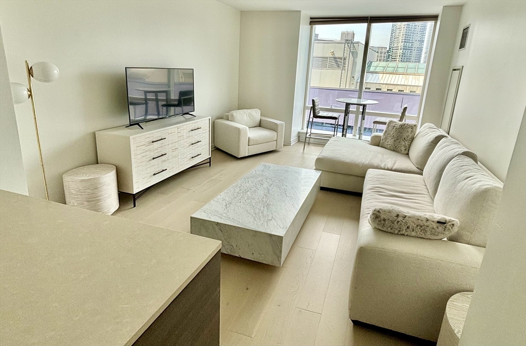 1 Franklin St 1514