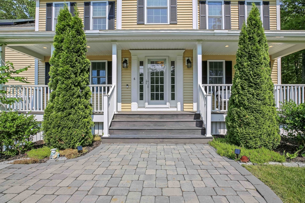 6 Blackwell Dr