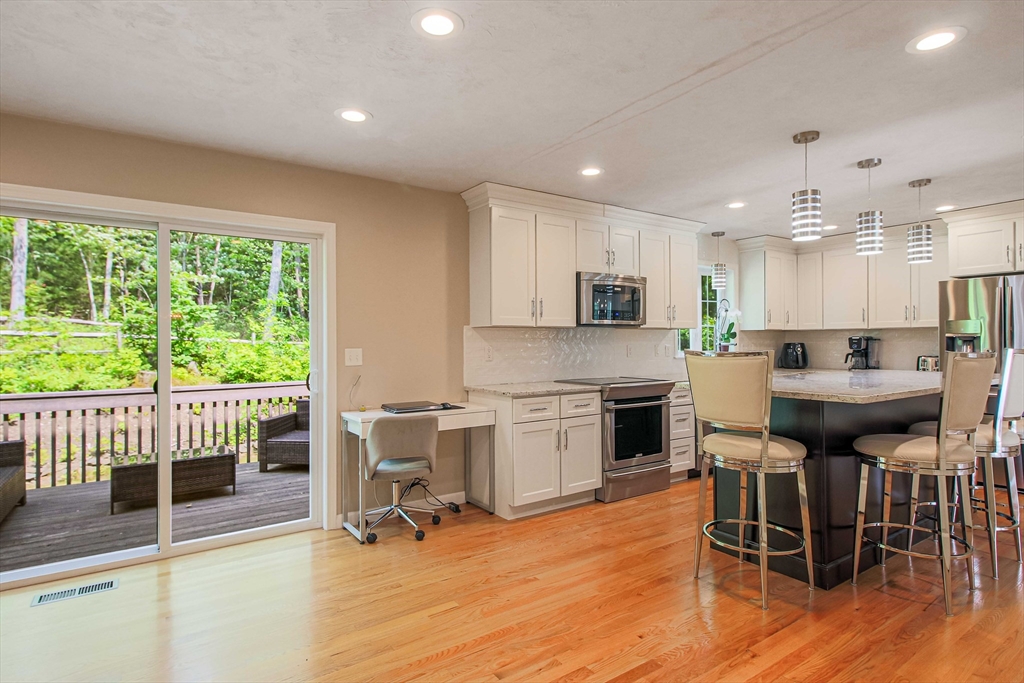 6 Blackwell Dr