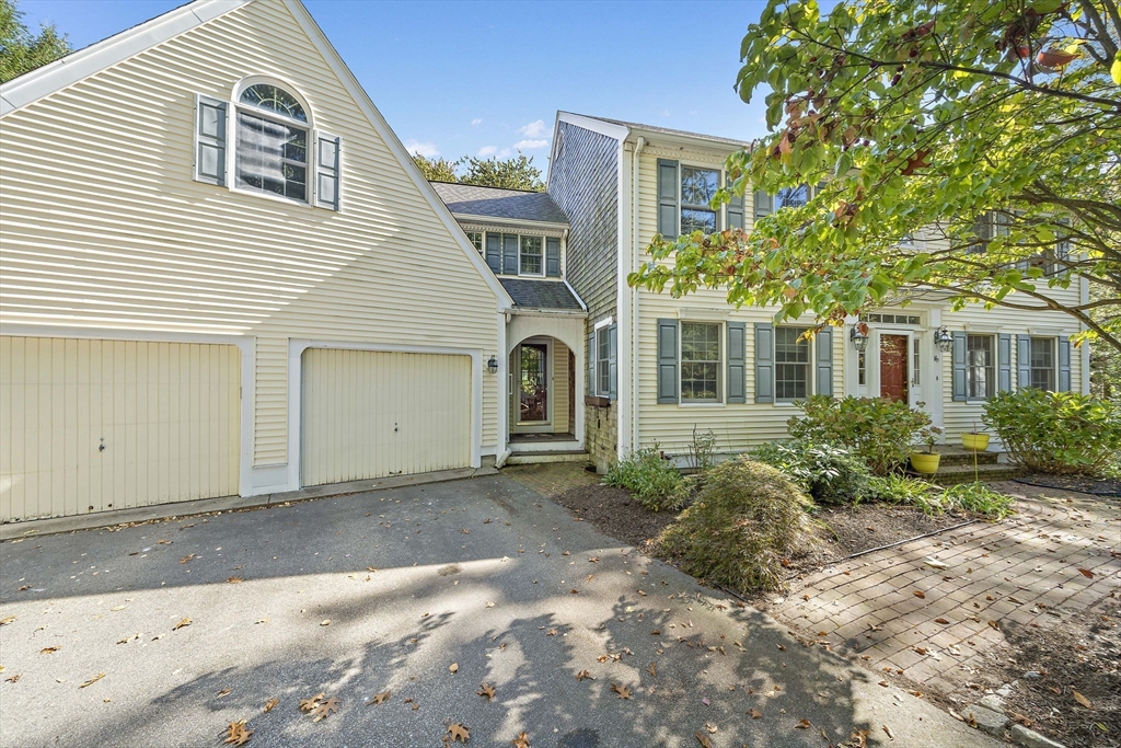 16 Millstone Ln