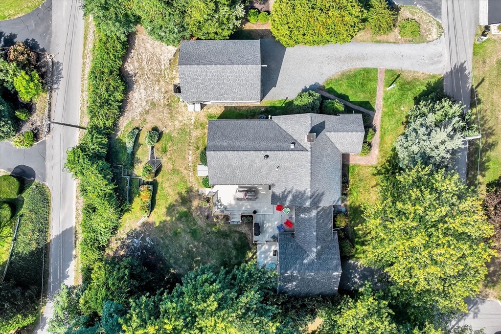 30 Cove Rd