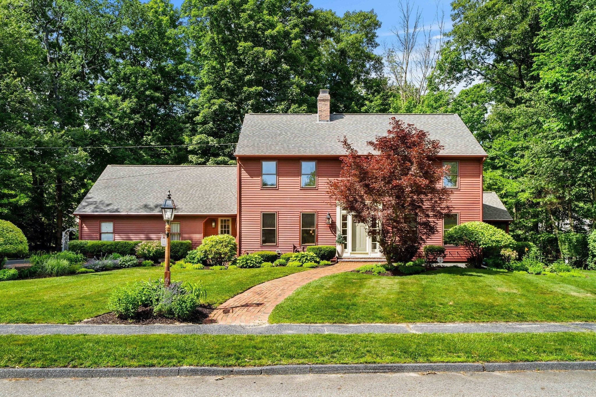 6 Lexington Cir