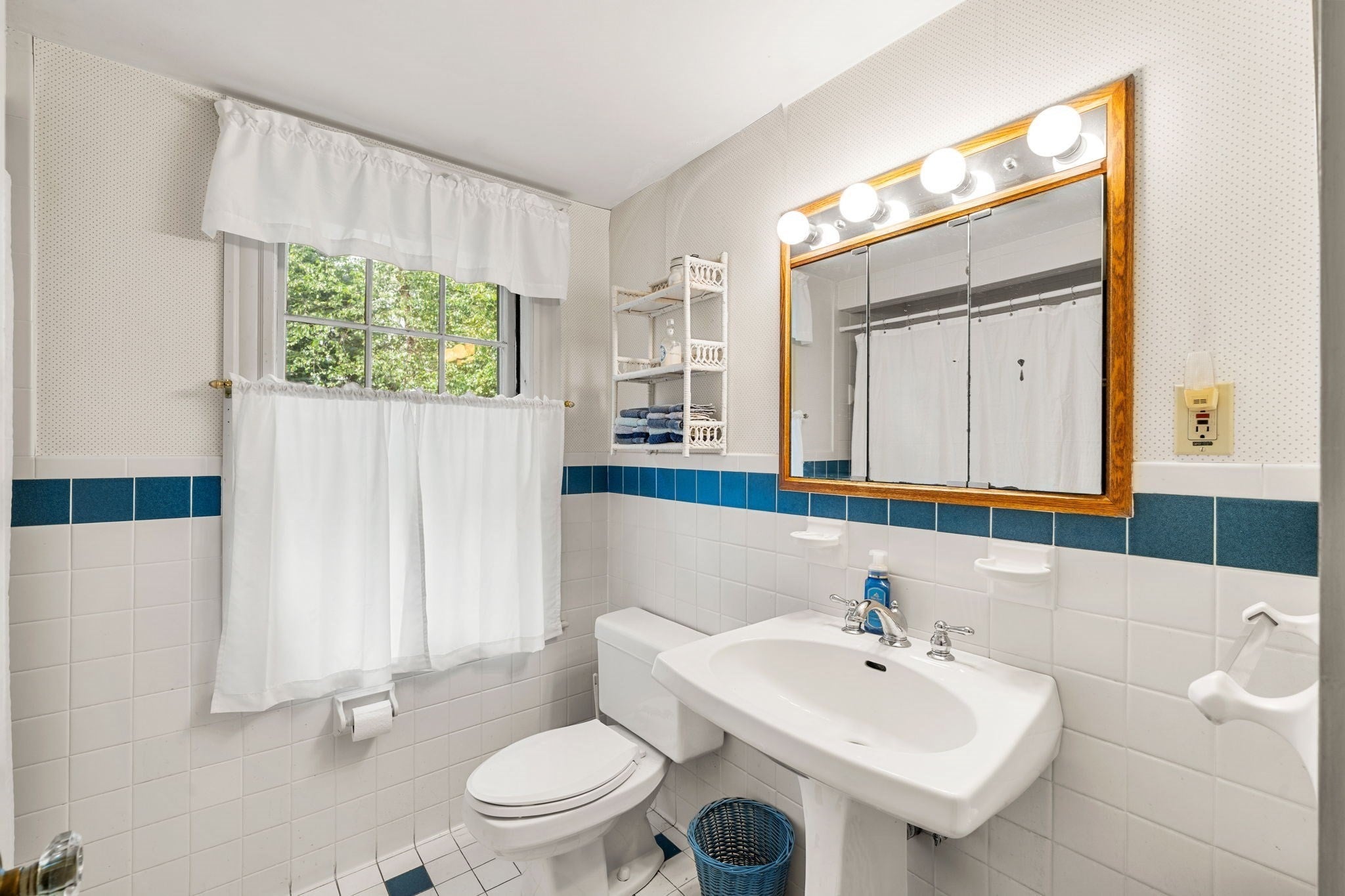 19 Gaskins Road, Milton, MA Photo #27