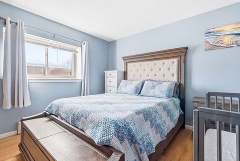 Photo of 596 American Legion Hwys Hwy #5, Boston, MA 02131 (MLS # 73487067)