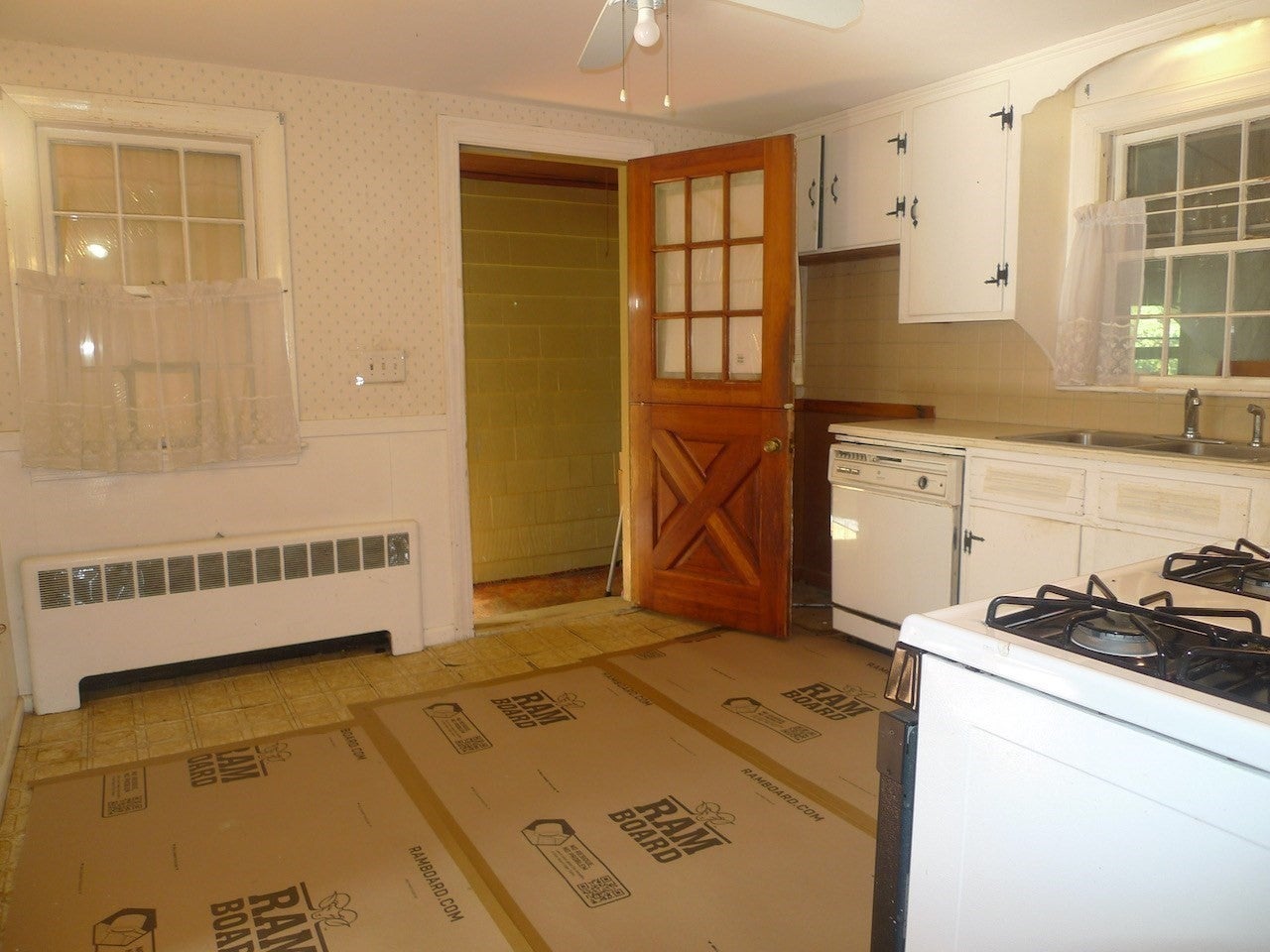 107 Spring St, Wakefield, MA Photo #11