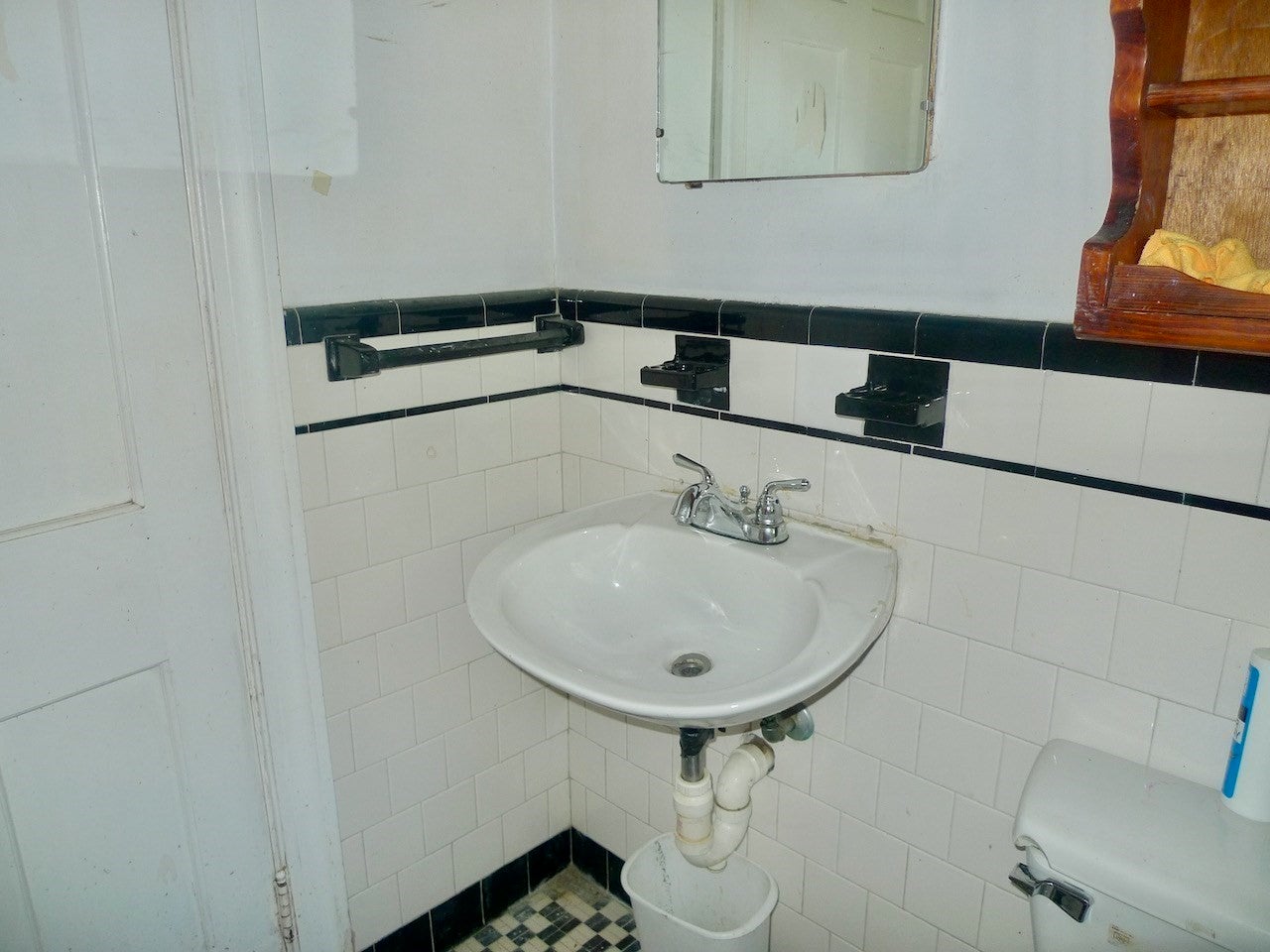 107 Spring St, Wakefield, MA Photo #12