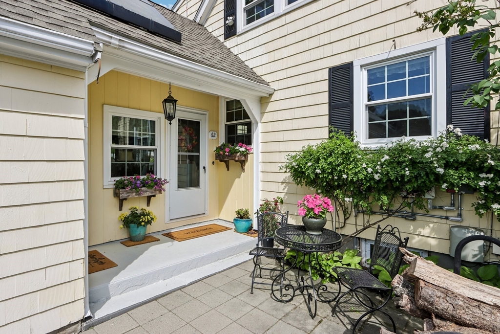 62 Charme Rd