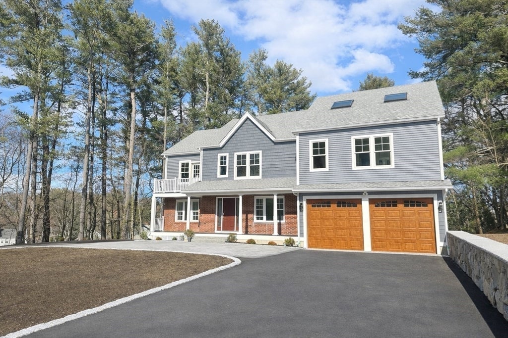 Photo of 510 Common St, Walpole, MA