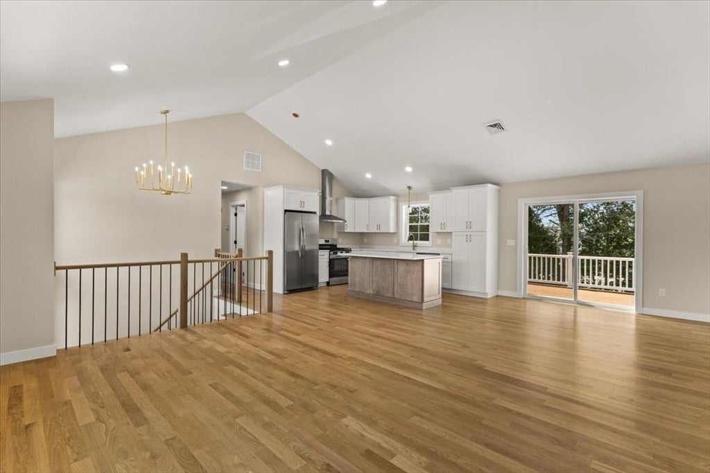 140 Luther Ave, Swansea, MA Photo #12