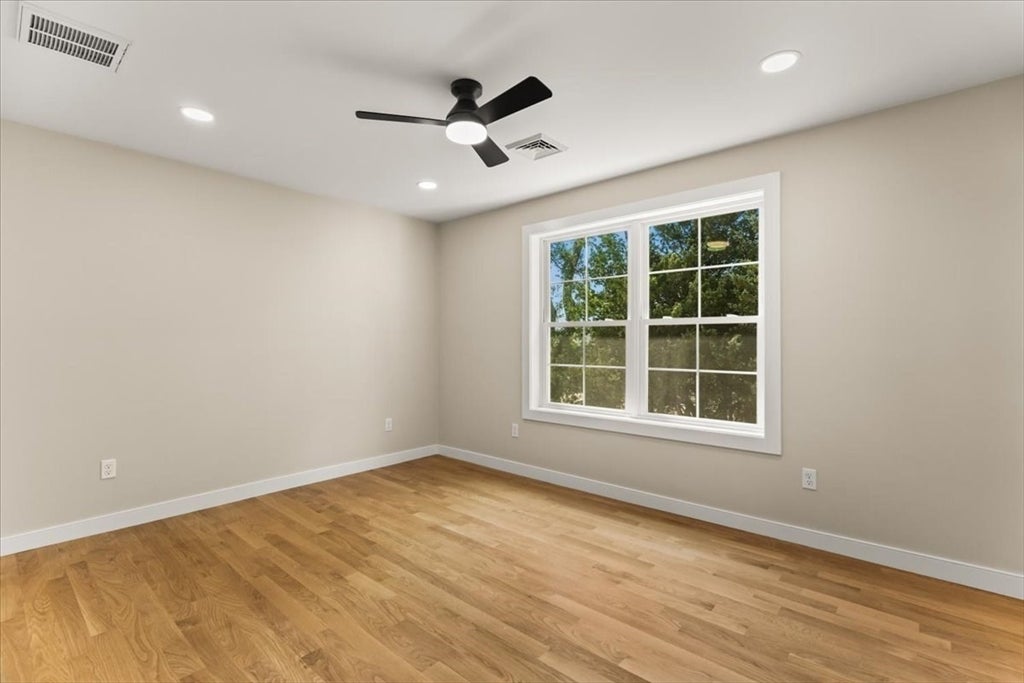 140 Luther Ave, Swansea, MA Photo #19