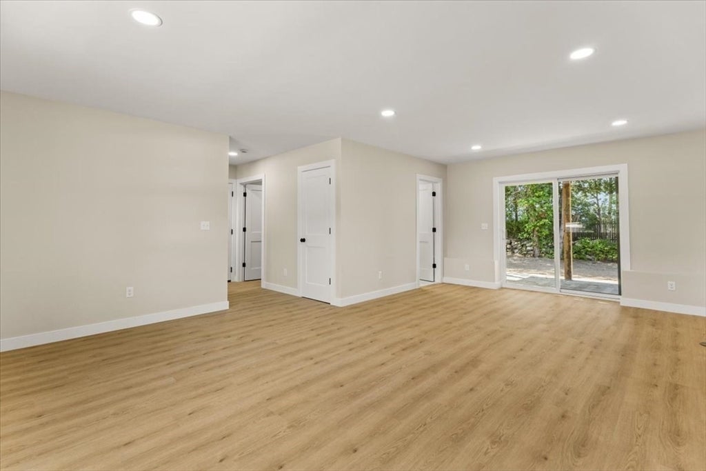 140 Luther Ave, Swansea, MA Photo #31