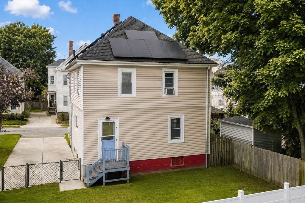 60 Newton St, New Bedford, MA Photo #7