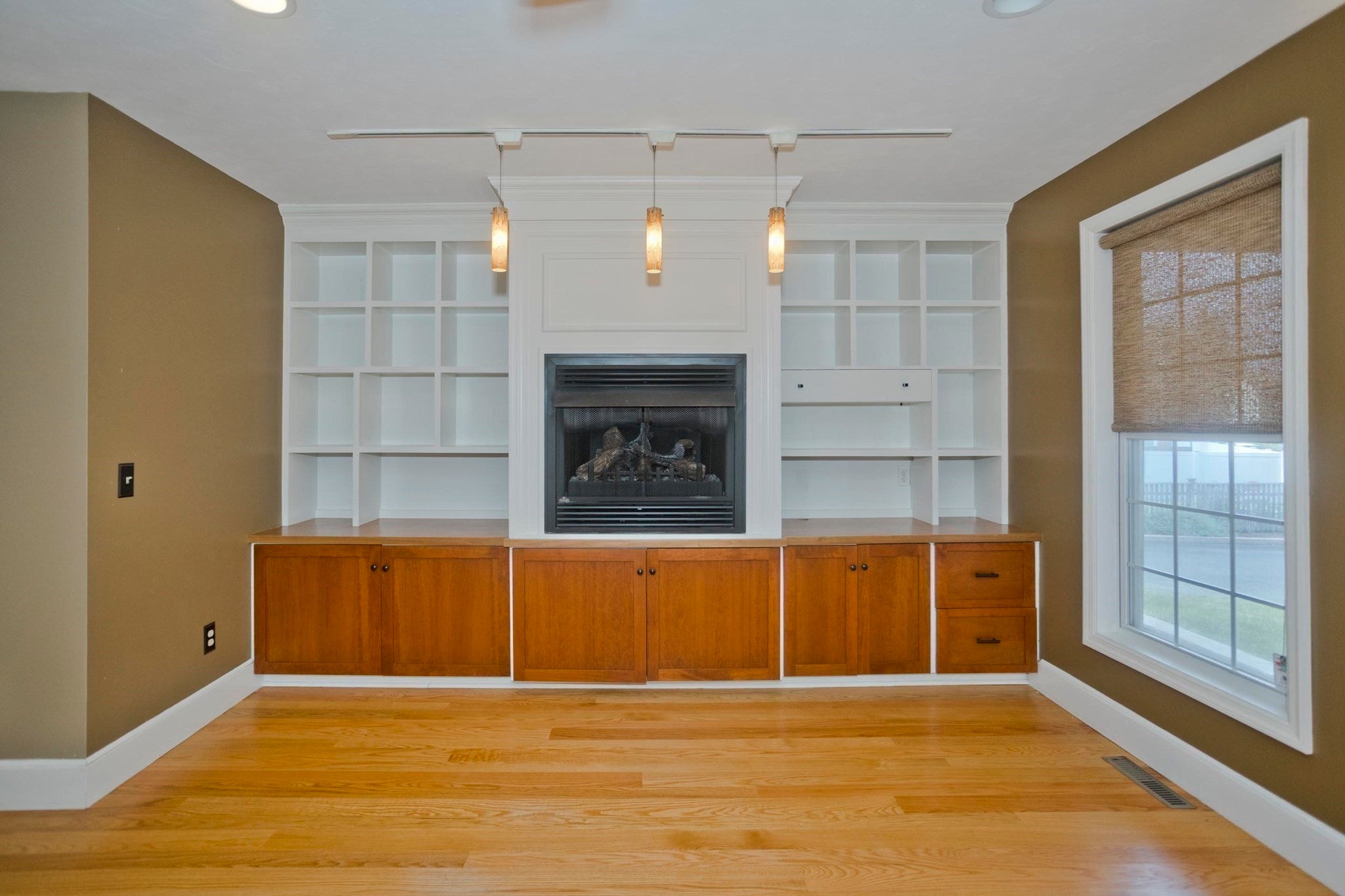 76 Somers Road, East Longmeadow, MA, 76 Somers Road, East Longmeadow, MA Photo #6