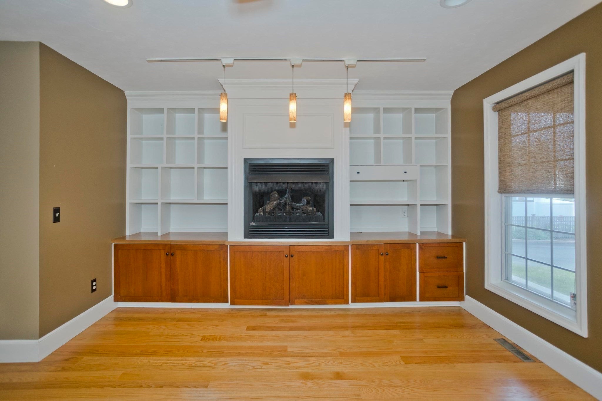 76 Somers Road, East Longmeadow, MA, 76 Somers Road, East Longmeadow, MA Photo #9
