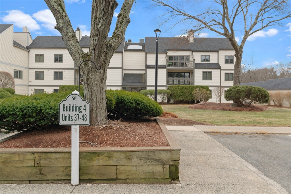 1100 Salem Street 46