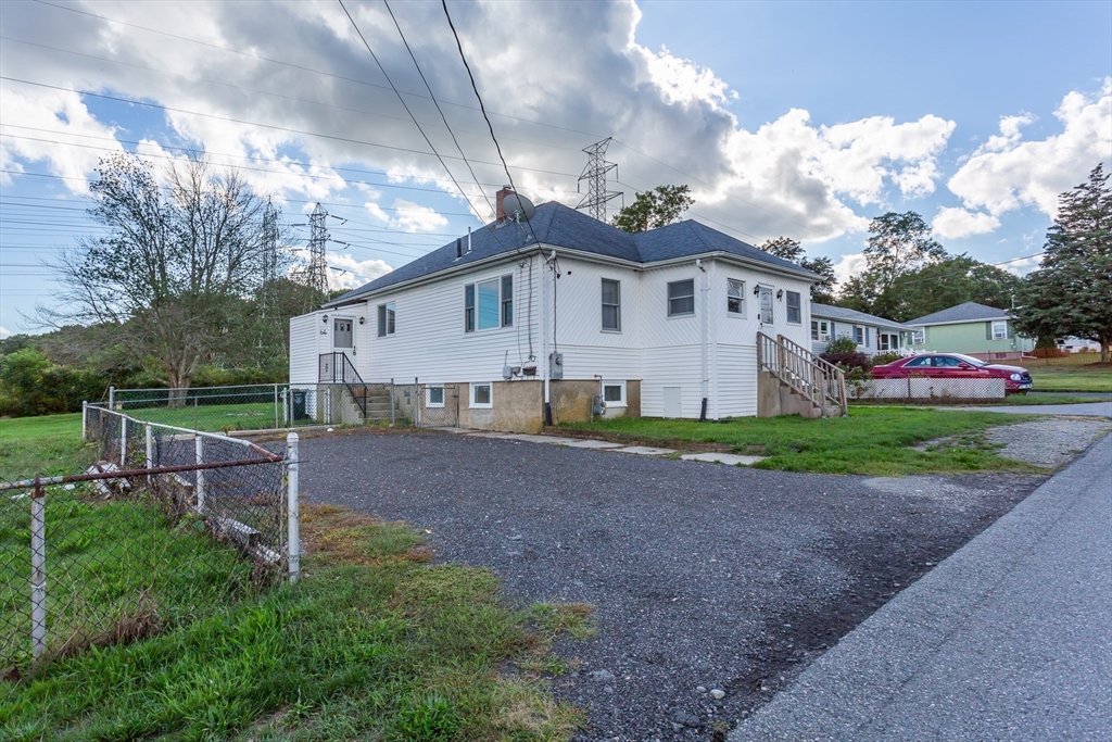 64 Jaffrey St