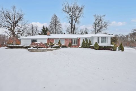 Photo of 24 Cunningham St, Springfield, MA 01107 (MLS # 73458354)