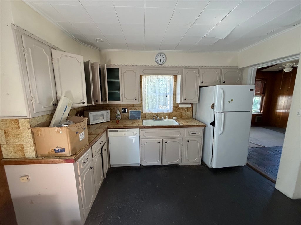 143 Bell Rock ST, Everett, MA, 143 Bell Rock ST, Everett, MA Photo #8