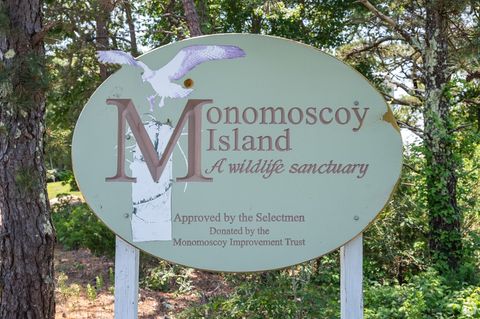 183 Monomoscoy Rd Mashpee MA 02649