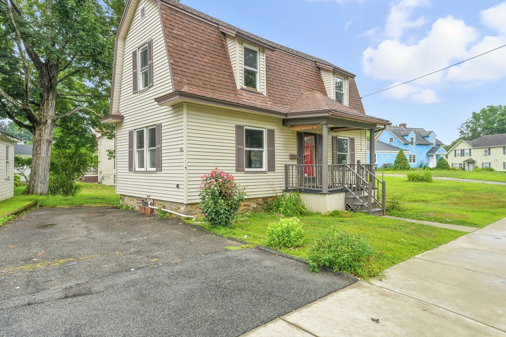 20 Glover St, Southbridge, MA Photo #7