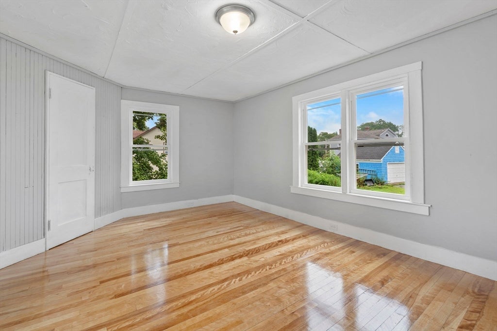 20 Glover St, Southbridge, MA Photo #21