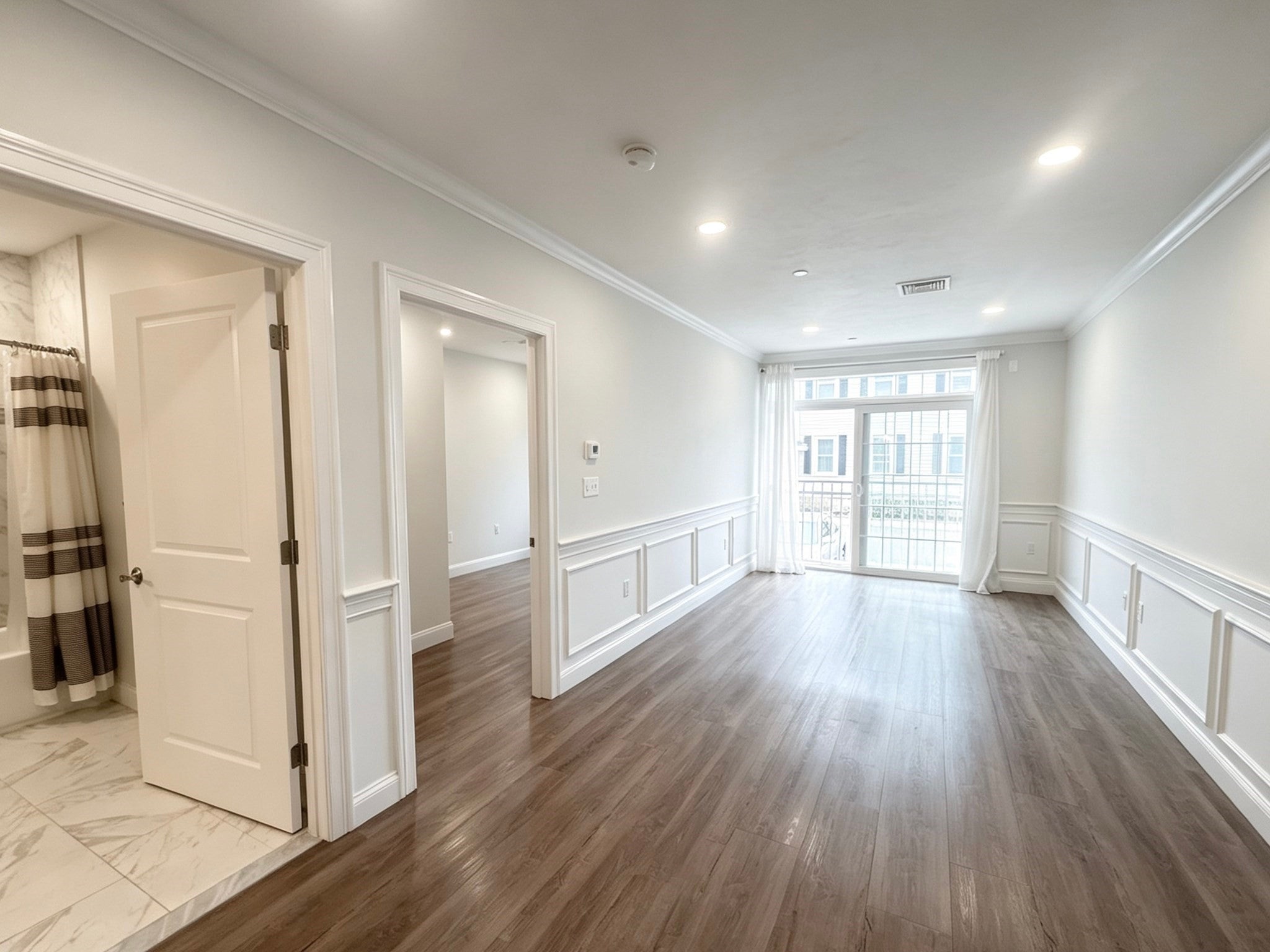 320 Middlesex Ave E104