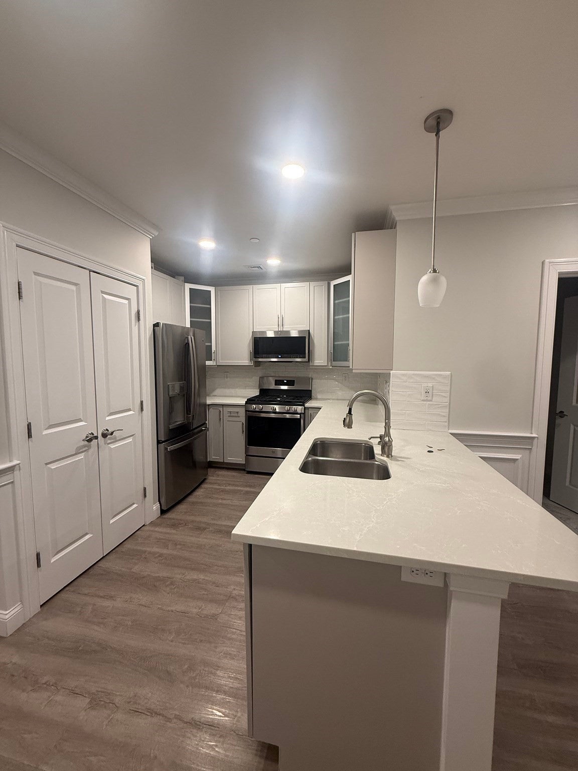 320 Middlesex Ave E104