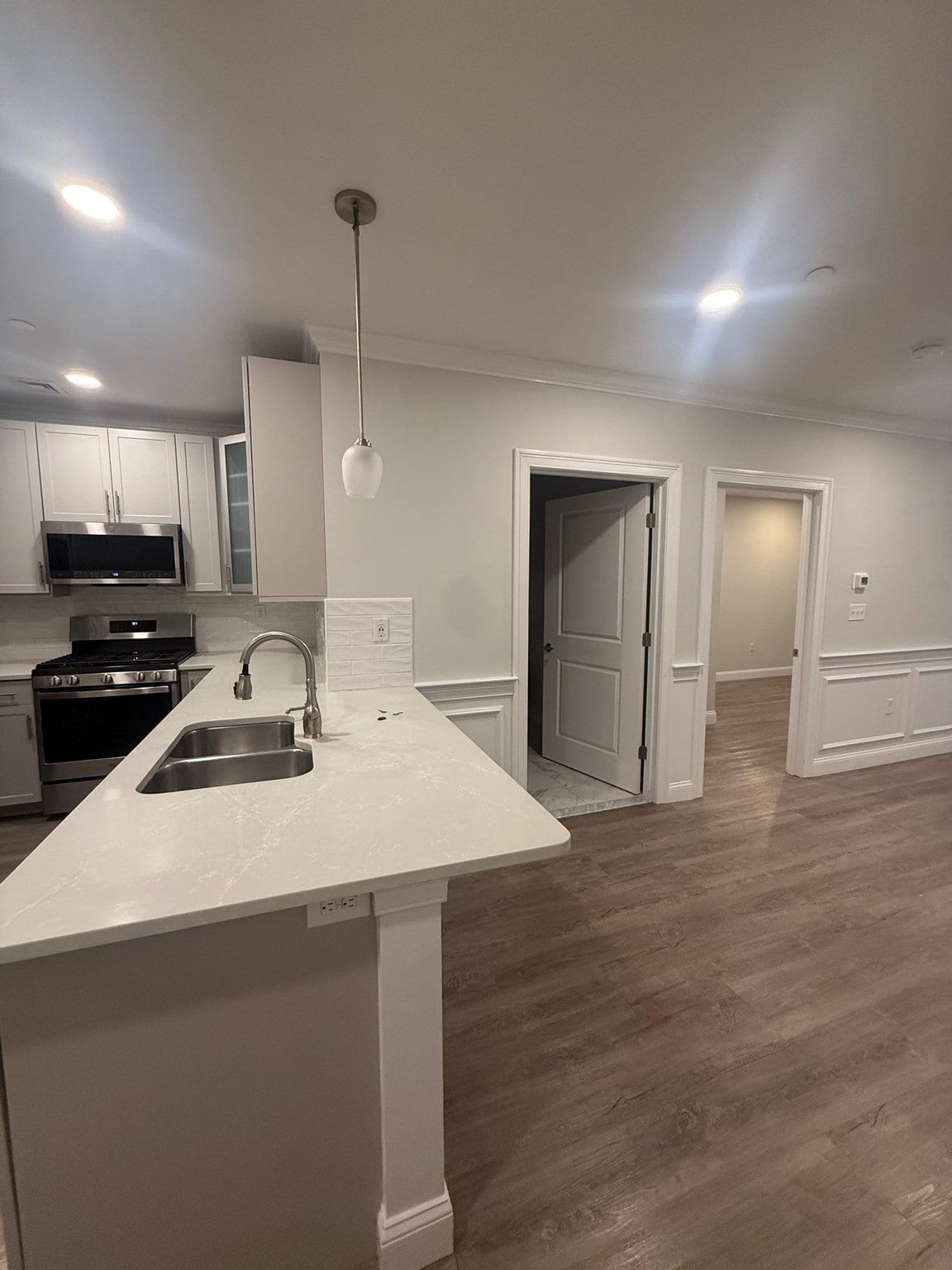 320 Middlesex Ave E104