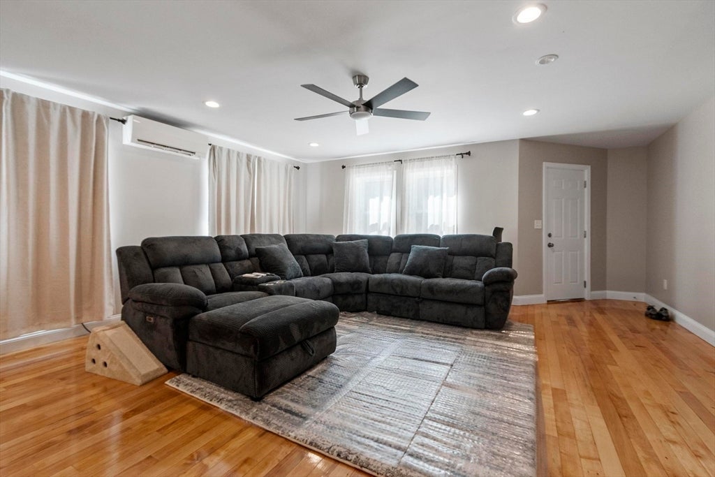 74 Snow St, Fitchburg, MA, 74 Snow St, Fitchburg, MA Photo #20