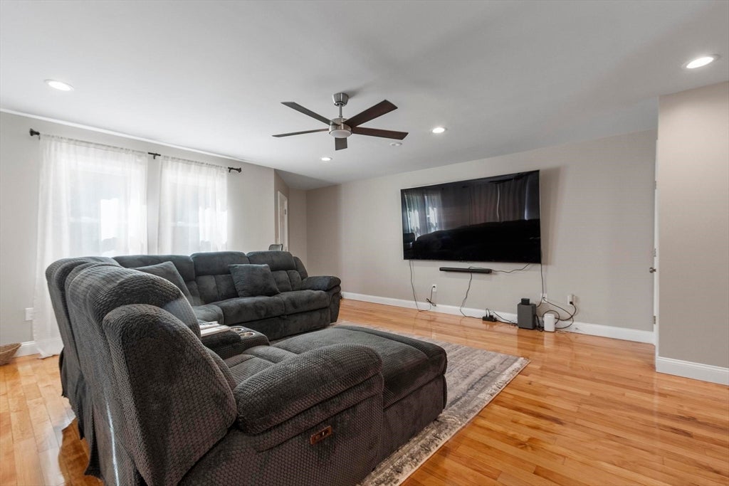 74 Snow St, Fitchburg, MA, 74 Snow St, Fitchburg, MA Photo #21