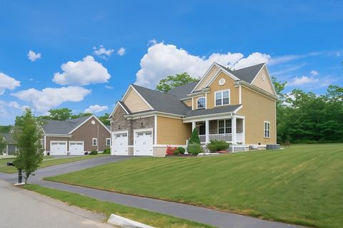 172 Downing Dr Attleboro MA 02703
