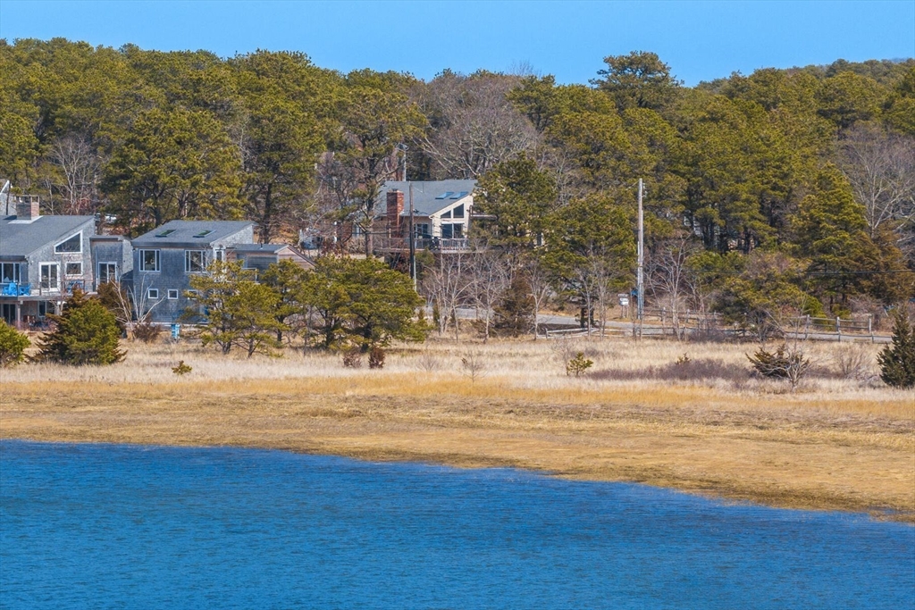 345 Cove Rd