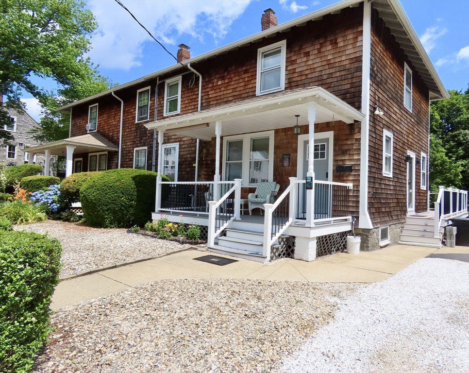 407 Court St