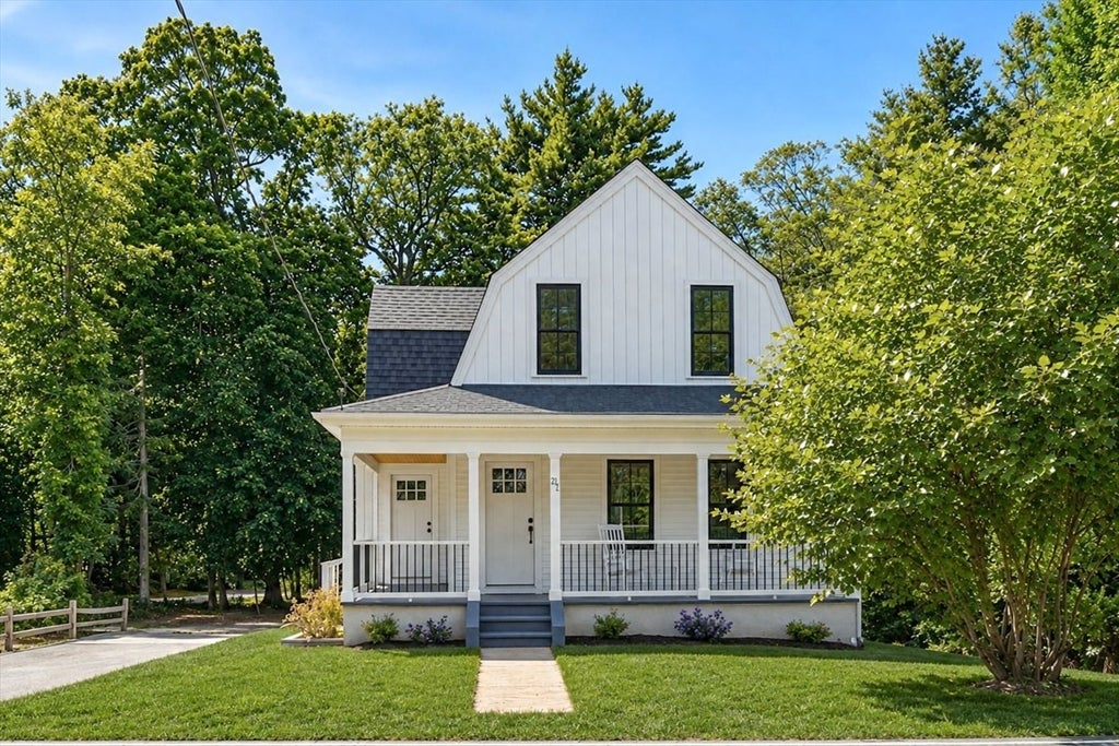 Photo of 21 King Street, Hanover, MA