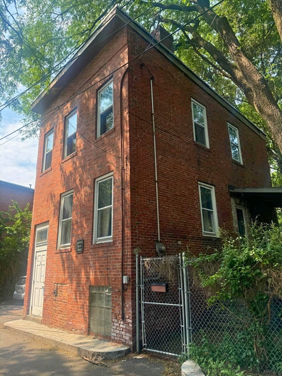 10 Eldridge Pl