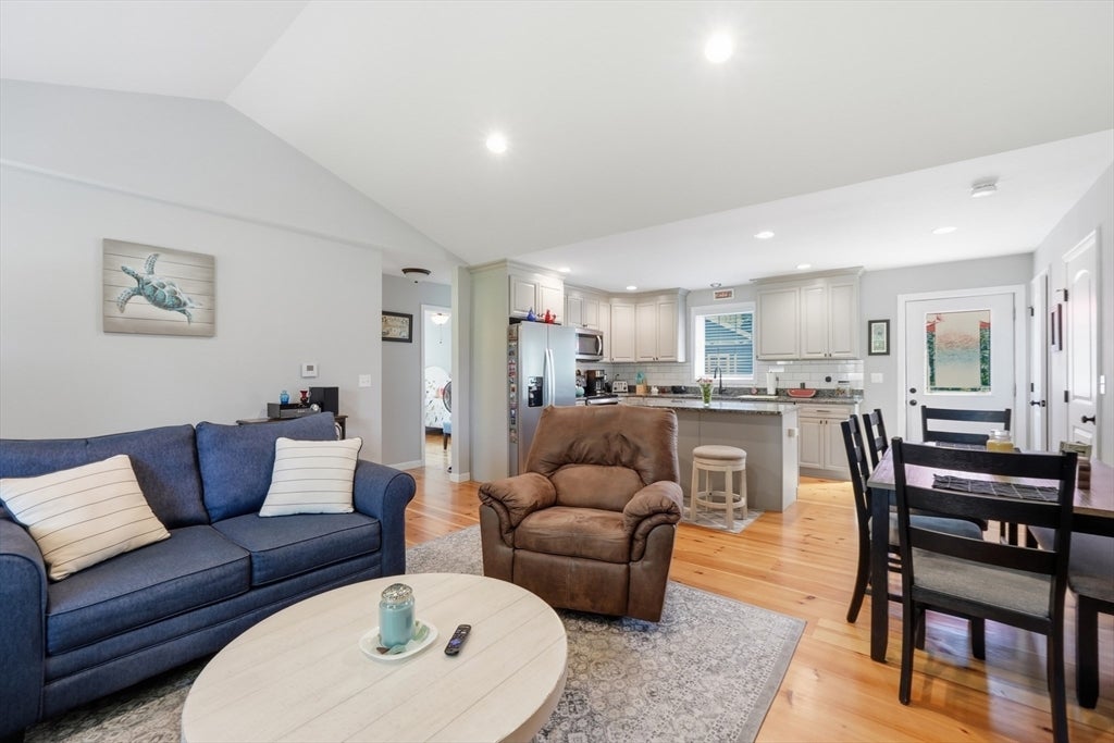 32 Nelson St, Warren, MA Photo #14