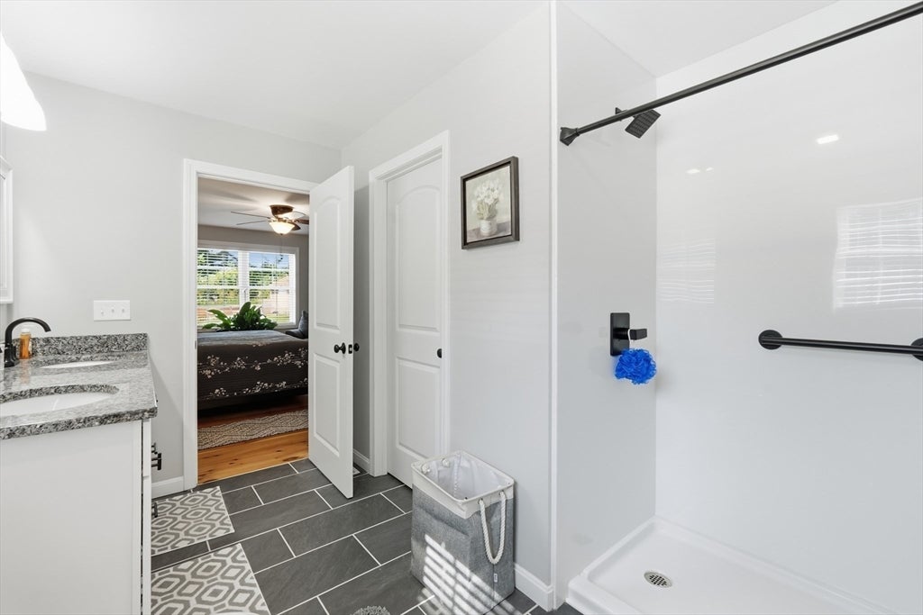 32 Nelson St, Warren, MA Photo #20