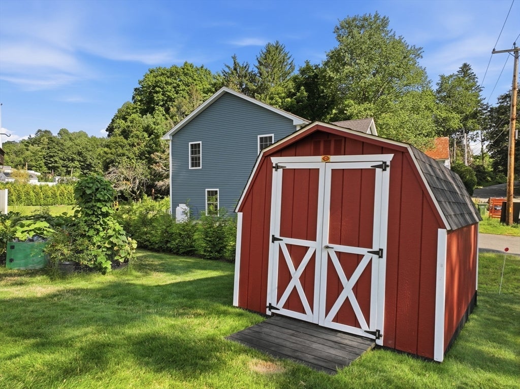 32 Nelson St, Warren, MA Photo #34