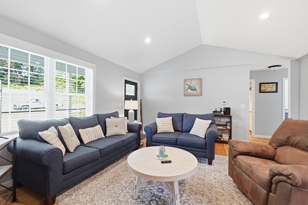 32 Nelson St, Warren, MA Photo #11