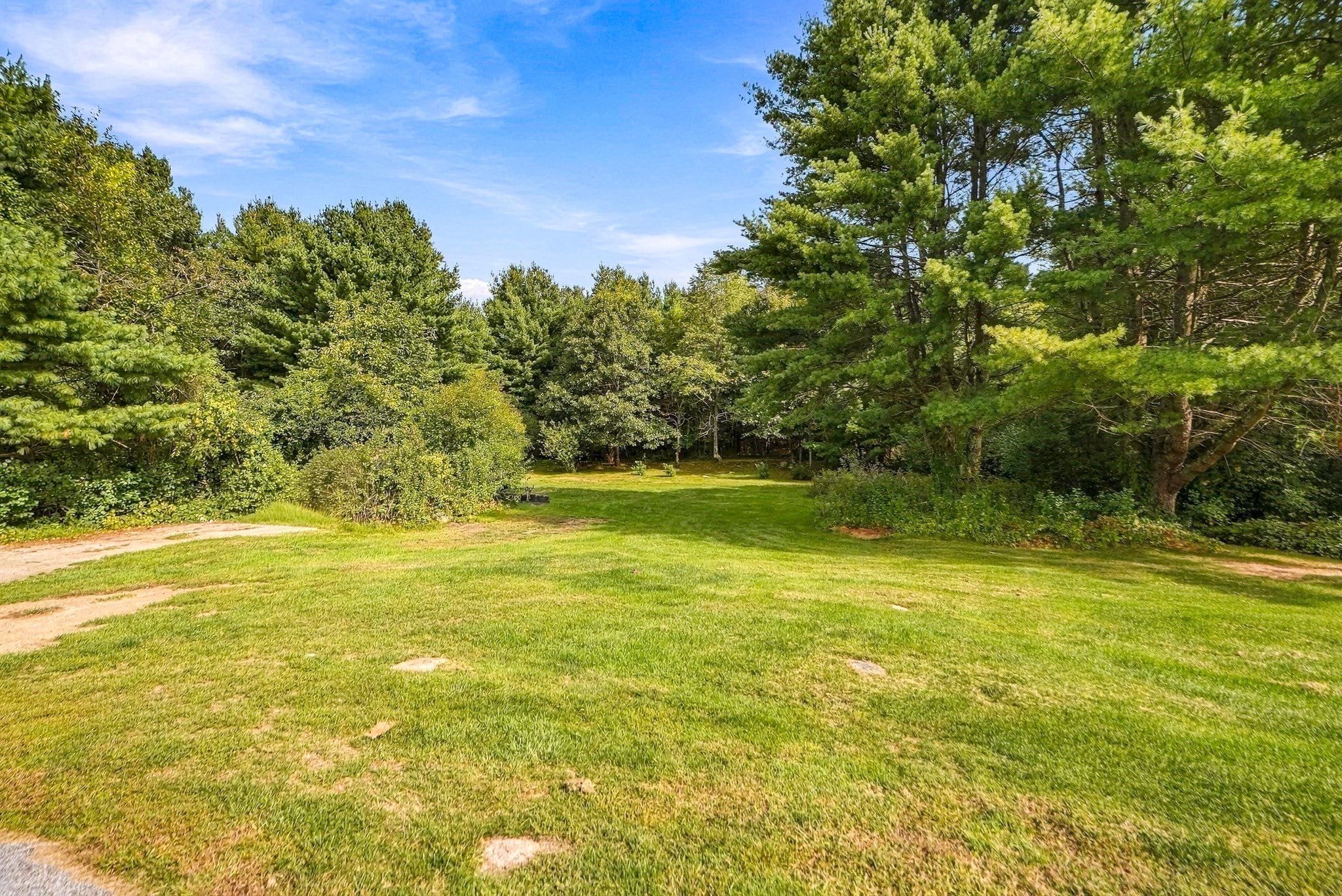 15 North St, Upton, MA Photo #35