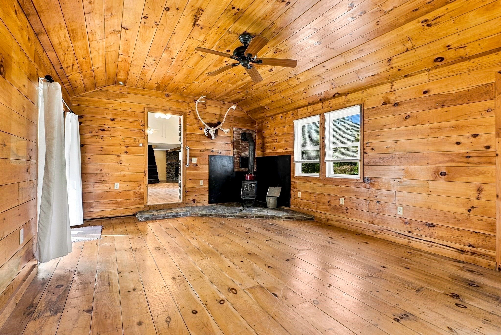 15 North St, Upton, MA Photo #9
