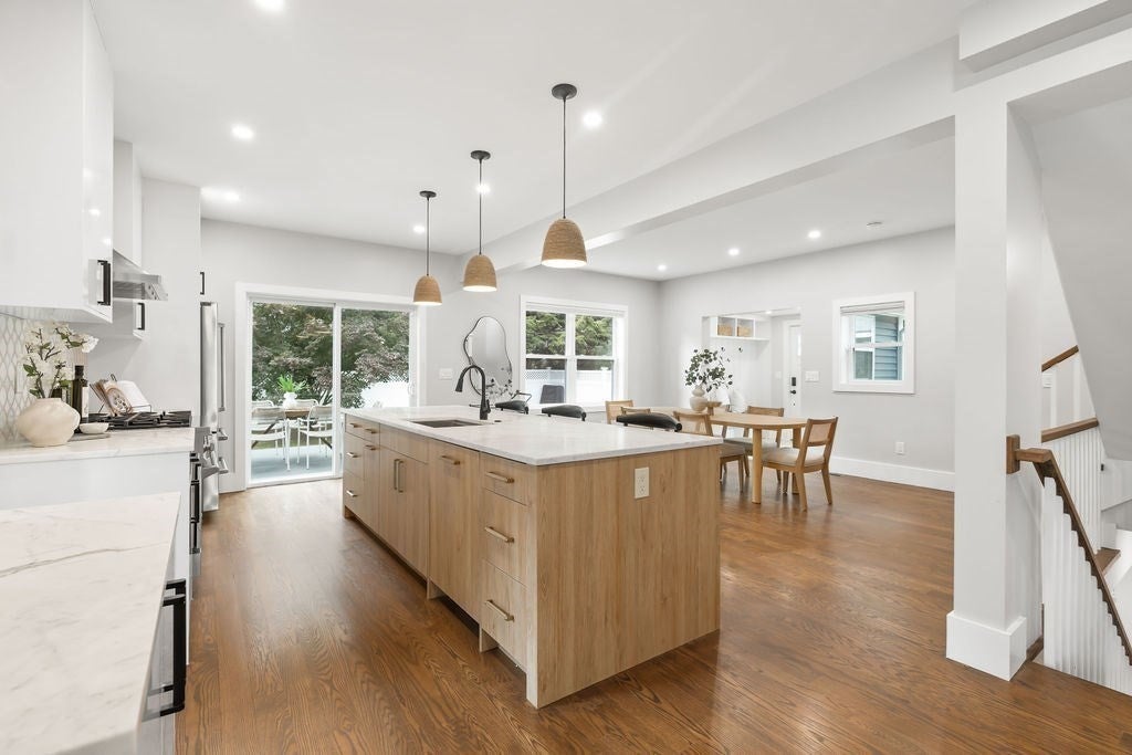27 Connecticut Ave, Natick, MA, 27 Connecticut Ave, Natick, MA Photo #4