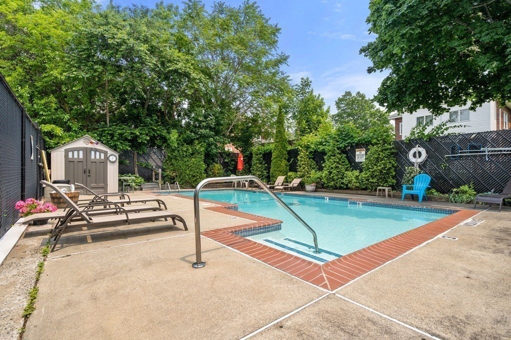 57 Colborne Rd B2