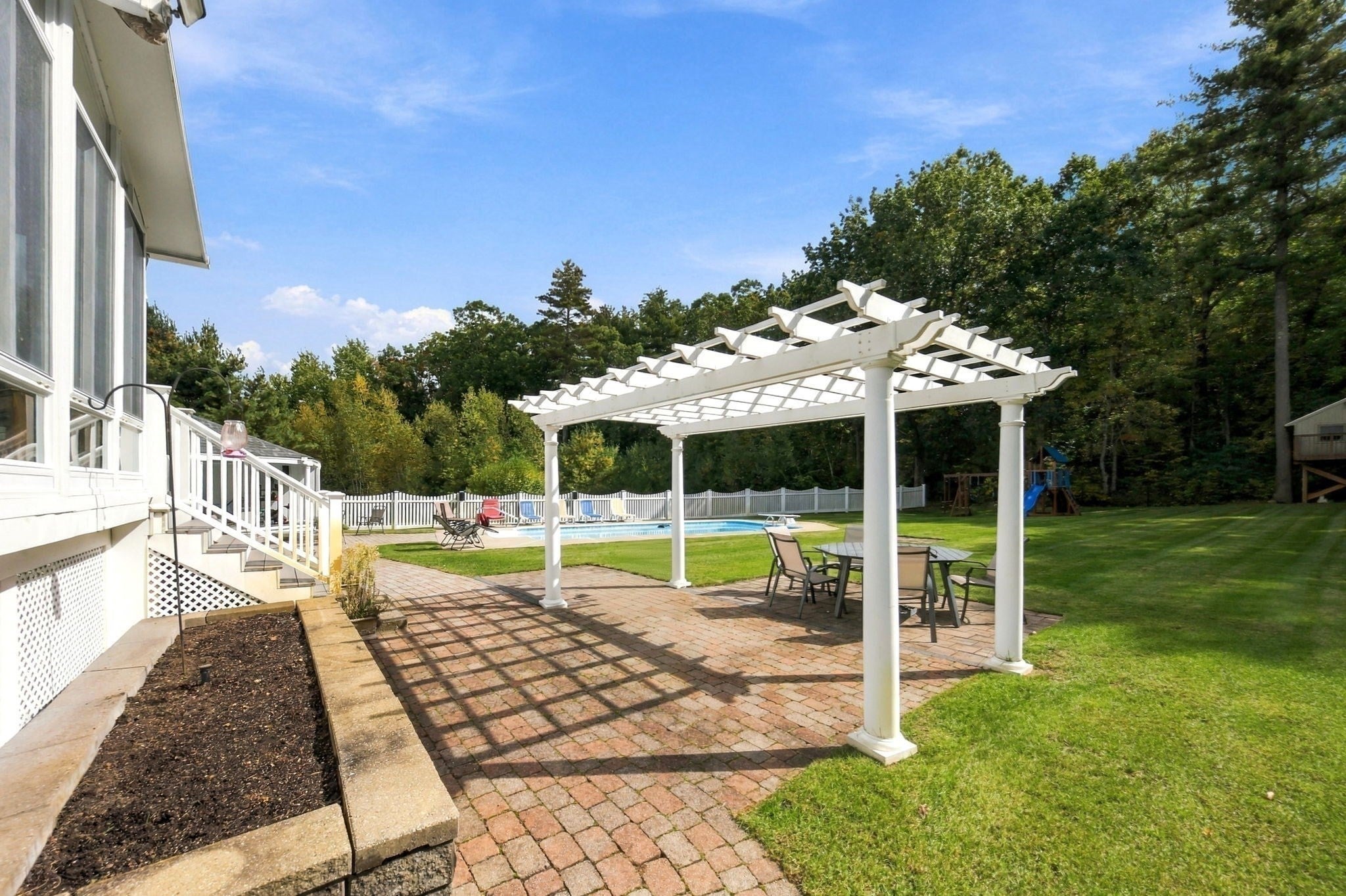 15 Smith Corner Road, Plaistow, NH, 15 Smith Corner Road, Plaistow, NH Photo #6