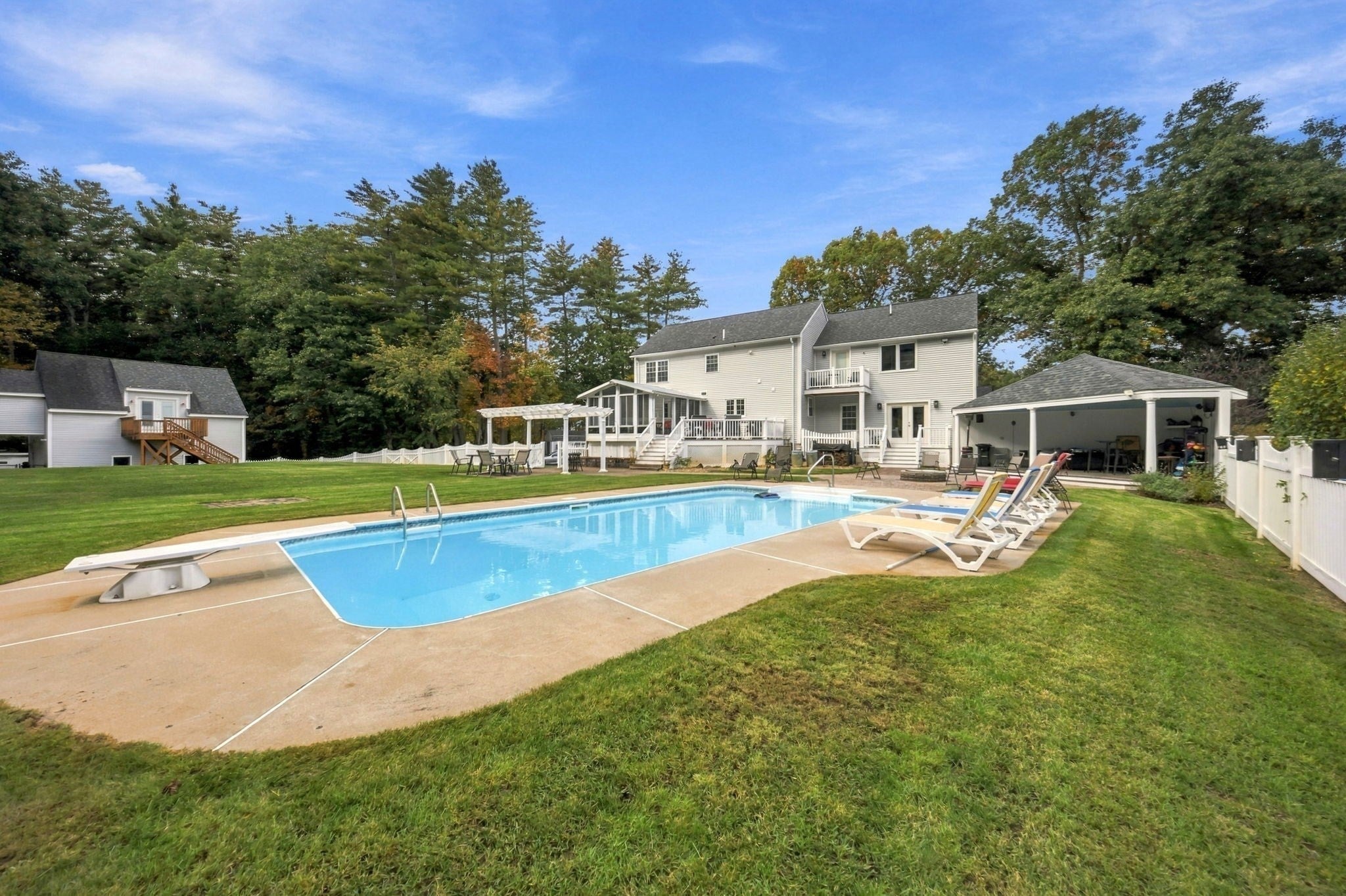 15 Smith Corner Road, Plaistow, NH, 15 Smith Corner Road, Plaistow, NH Photo #2