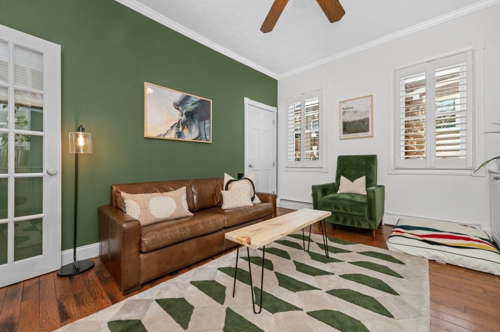 381 Bunker Hill St 1