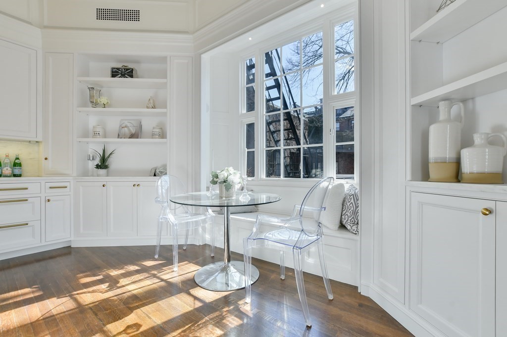 20 Chestnut St. 1