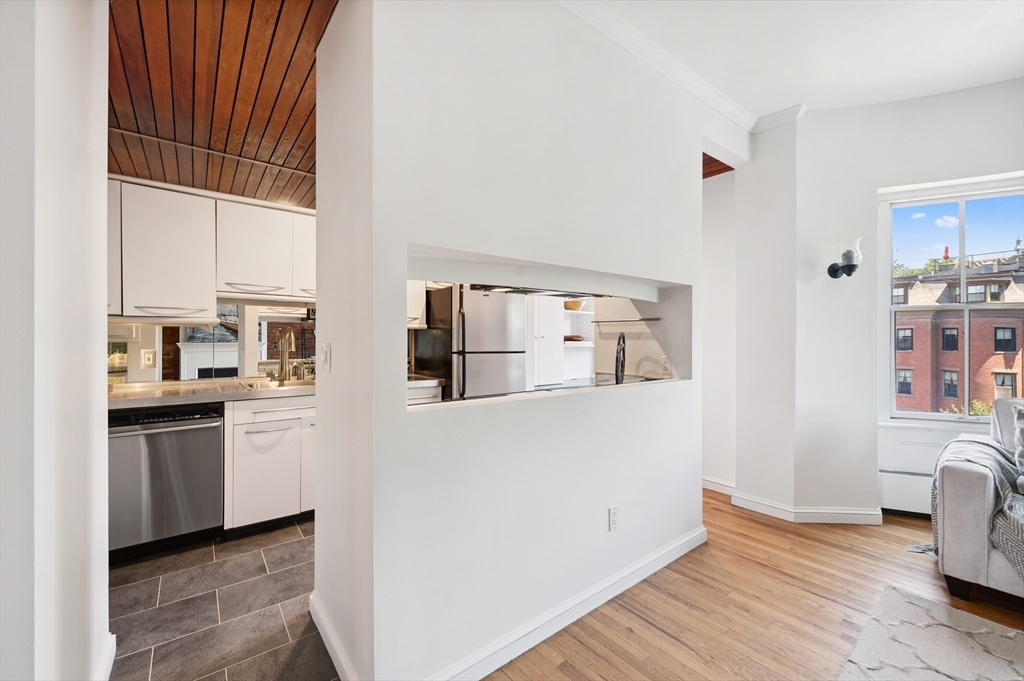 1 Worcester Square 4